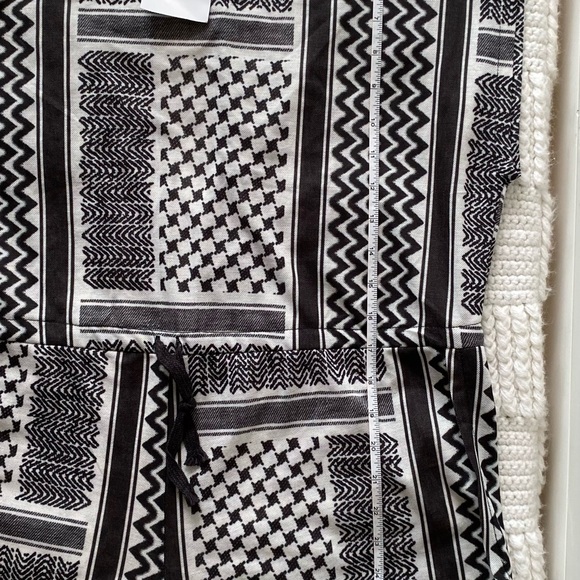 NEW Womens Zara Trafaluc Shorts Romper With Open Slit Back Size Small - Picture 8 of 14